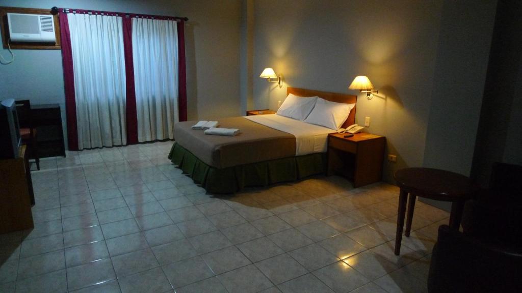 Sequoia Inn Davao Quarto foto