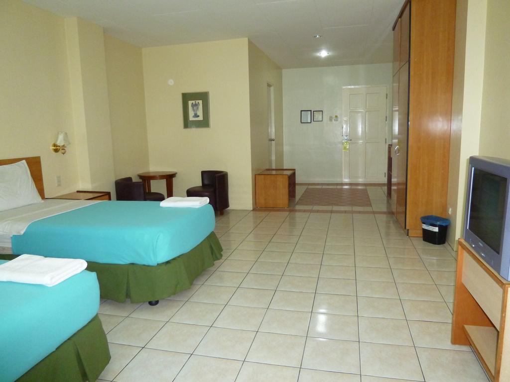 Sequoia Inn Davao Quarto foto