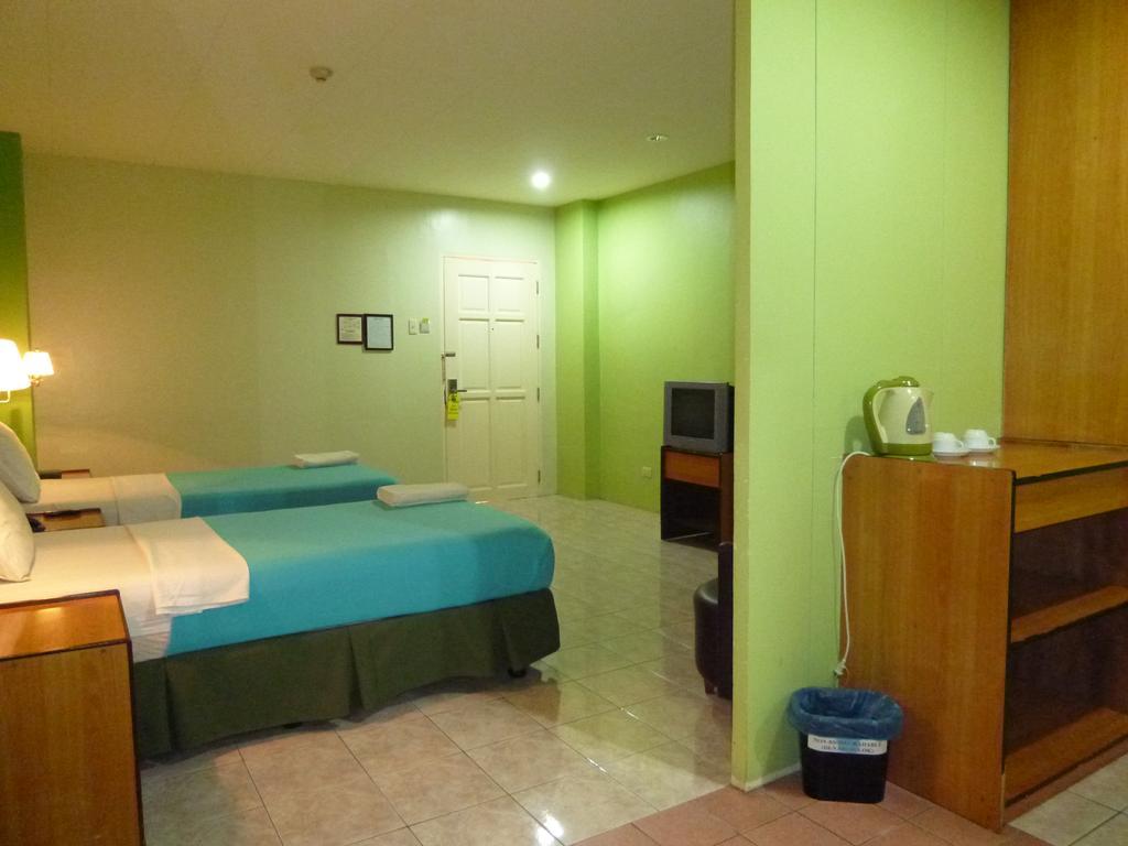 Sequoia Inn Davao Quarto foto
